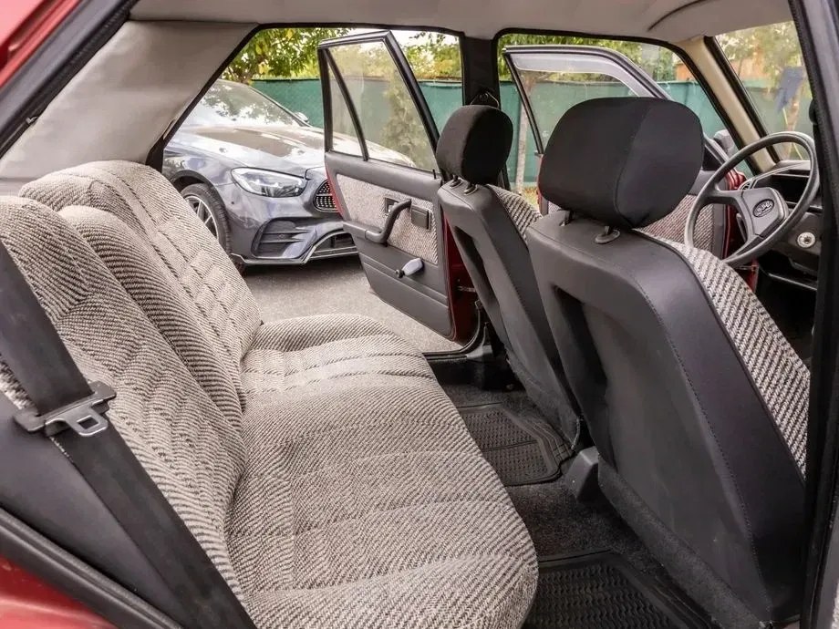Peugeot 305 — imagine 6