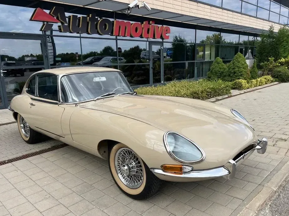 Jaguar E-Type — imagine 2
