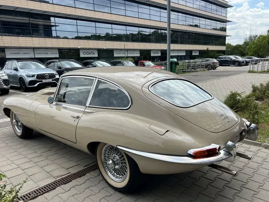 Jaguar E-Type — imagine 5