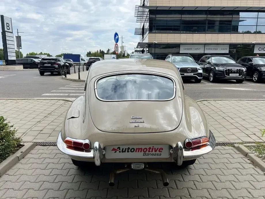 Jaguar E-Type — imagine 4