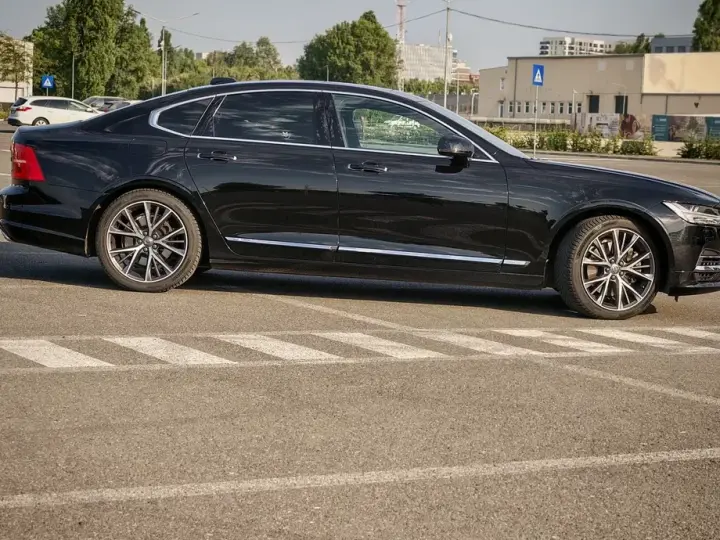 Volvo S90 T8 Twin Engine AWD Geartronic Inscription