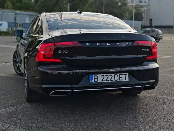 Volvo S90 T8 Twin Engine AWD Geartronic Inscription