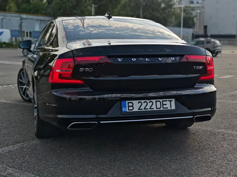Volvo S90 T8 Twin Engine AWD Geartronic Inscription — imagine 3