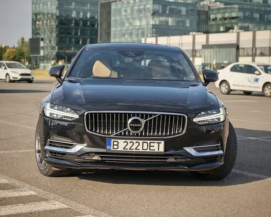 Volvo S90 T8 Twin Engine AWD Geartronic Inscription — imagine 4