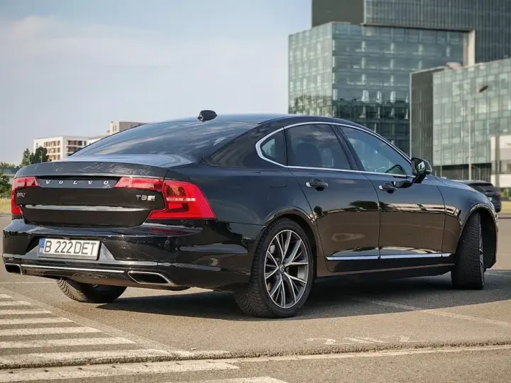 Volvo S90 T8 Twin Engine AWD Geartronic Inscription