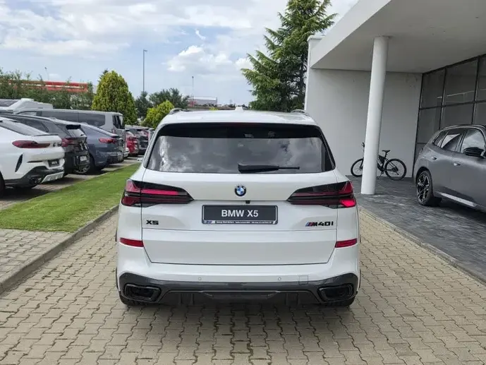 BMW X5 xDrive40i AT MHEV