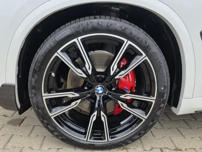BMW X5 xDrive40i AT MHEV