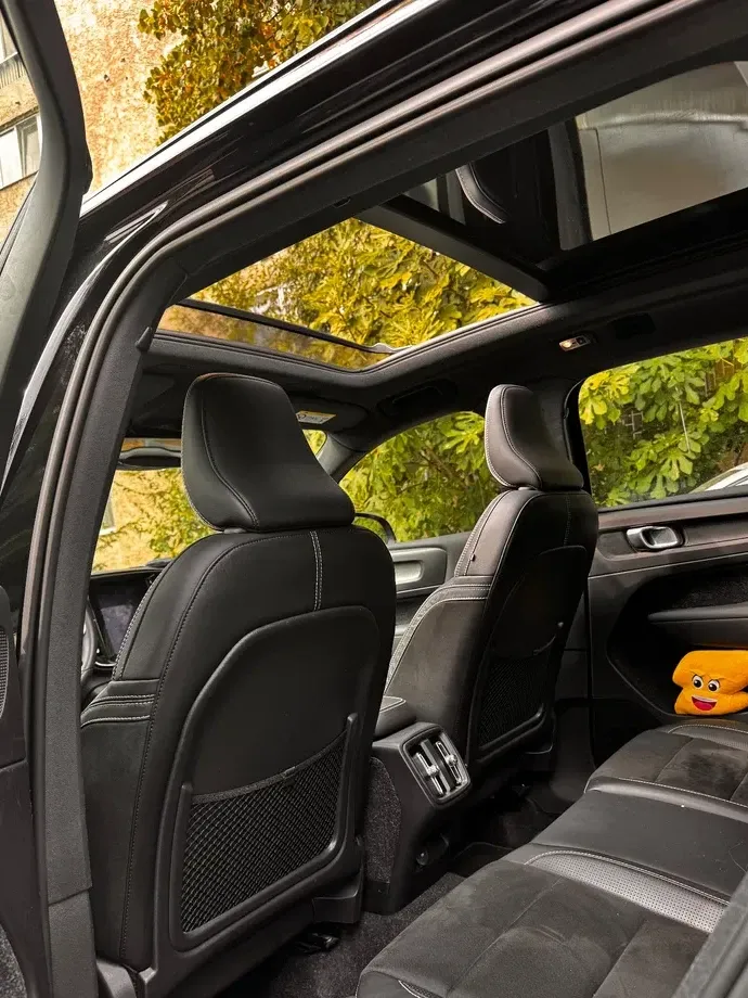 Volvo XC 40 T4 R-Design — imagine 6