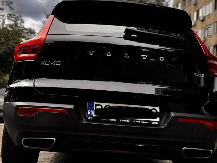 Volvo XC 40 T4 R-Design
