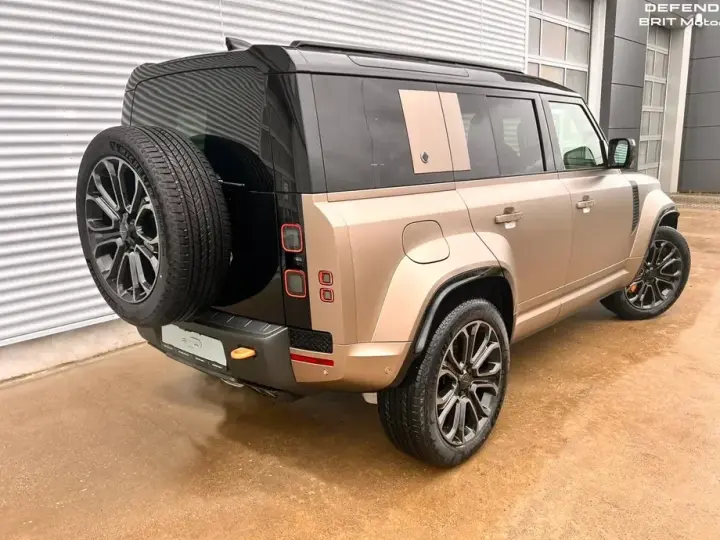 Land Rover Defender 110 5.0 V8 P635 Octa