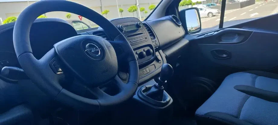 Opel Vivaro — imagine 5