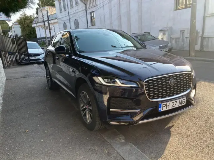 Jaguar F-Pace D165 AWD SE