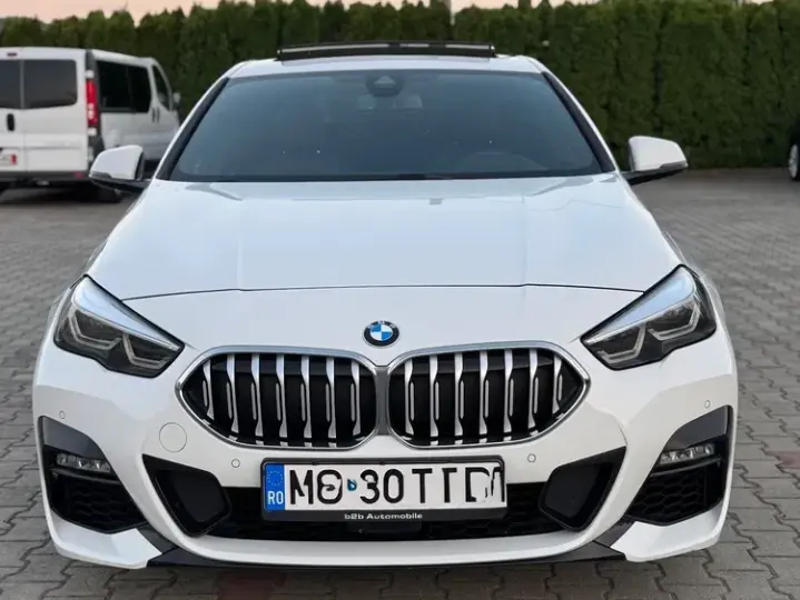 BMW Seria 2 220d AT M Sport