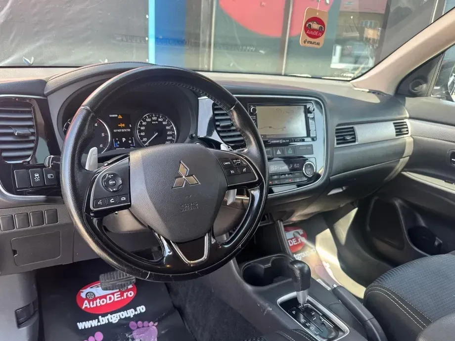 Mitsubishi Outlander — imagine 6