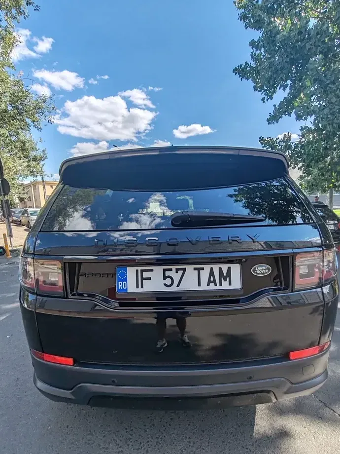 Land Rover Discovery Sport 2.0 D150 R-Dynamic MHEV SE — imagine 4