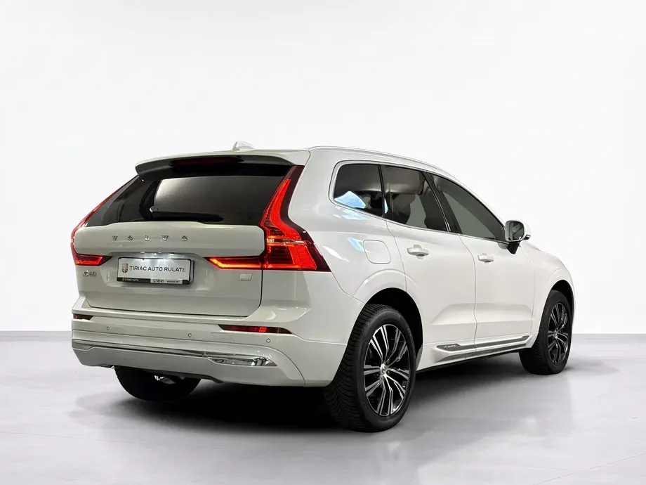 Volvo XC 60 T6 AWD Recharge Geartronic Inscription — imagine 5
