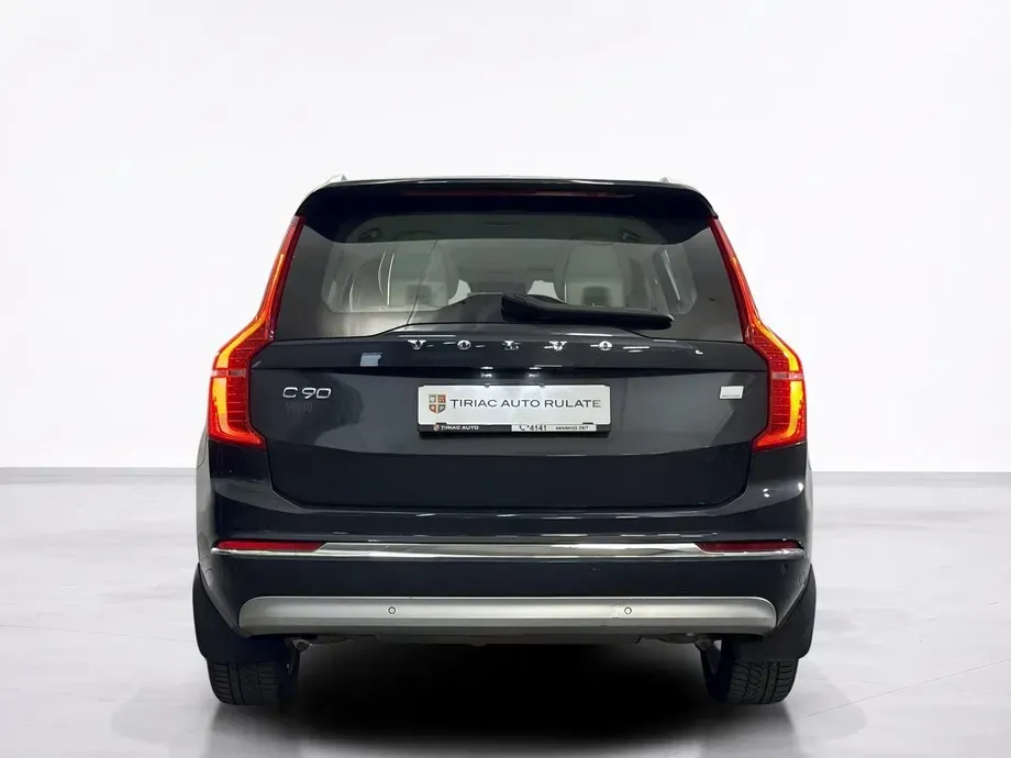 Volvo XC 90 Recharge T8 eAWD R-Design — imagine 4