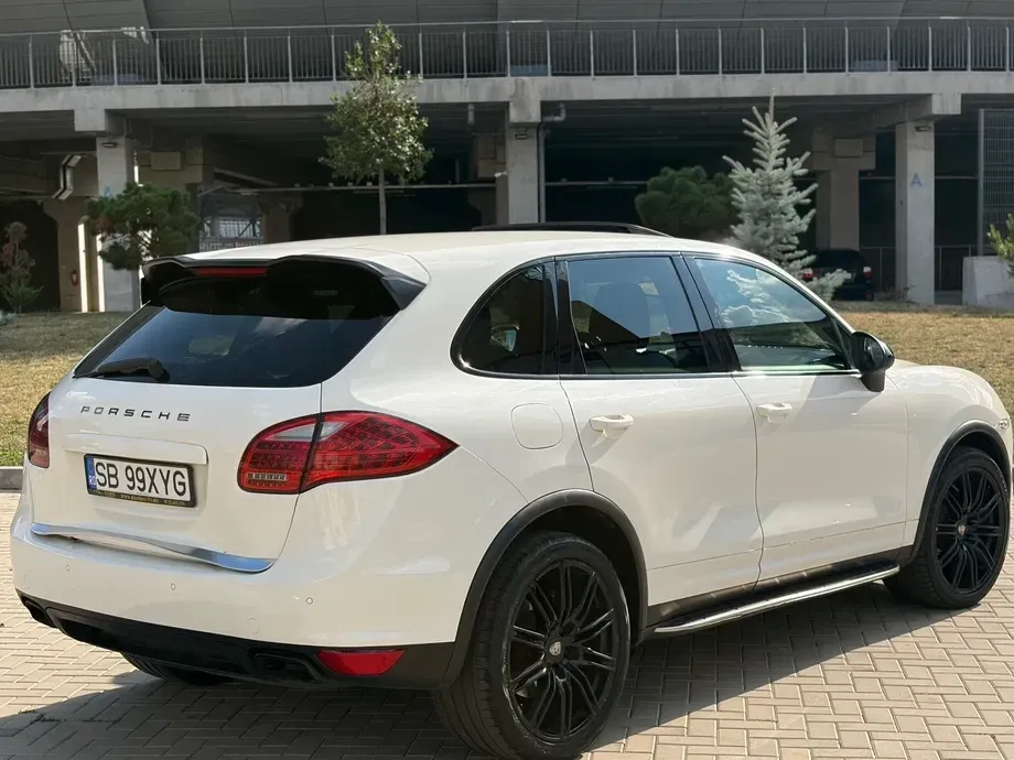 Porsche Cayenne Platinum Edition — imagine 4