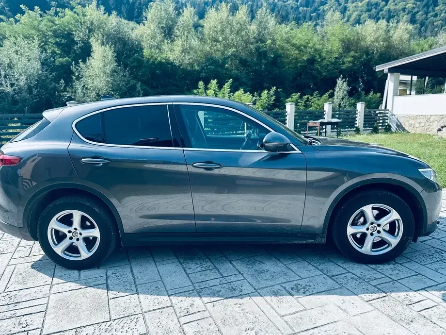 Alfa Romeo Stelvio 2.2 JTDM AWD AT8 Super — imagine 5