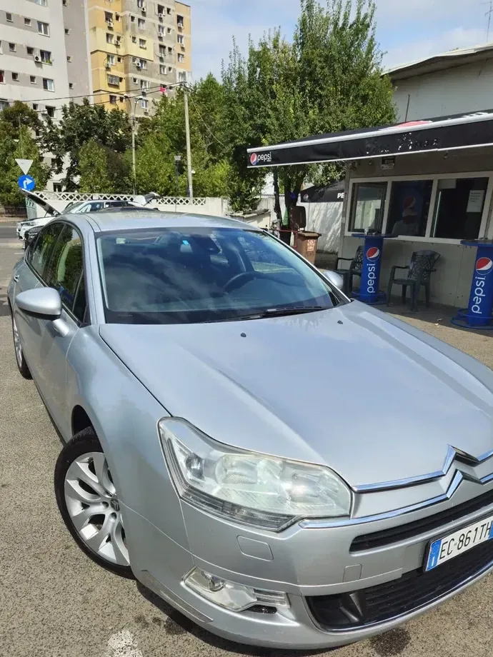 Citroën C5 II HDi 140 FAP Exclusive — imagine 4