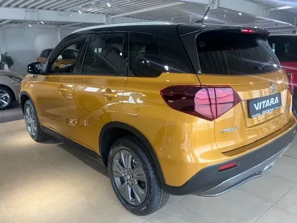 Suzuki Vitara III 1.4 Boosterjet 6AT MHEV Passion — imagine 4