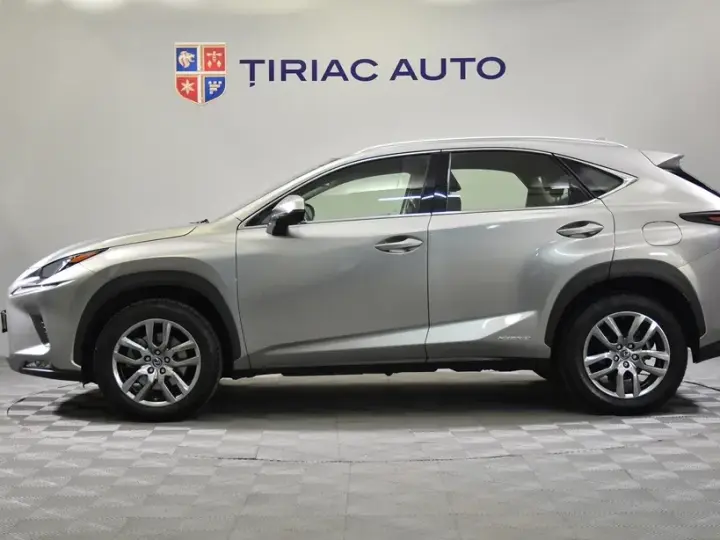 Lexus NX 300h