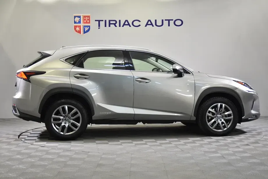 Lexus NX 300h — imagine 6