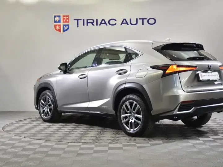 Lexus NX 300h