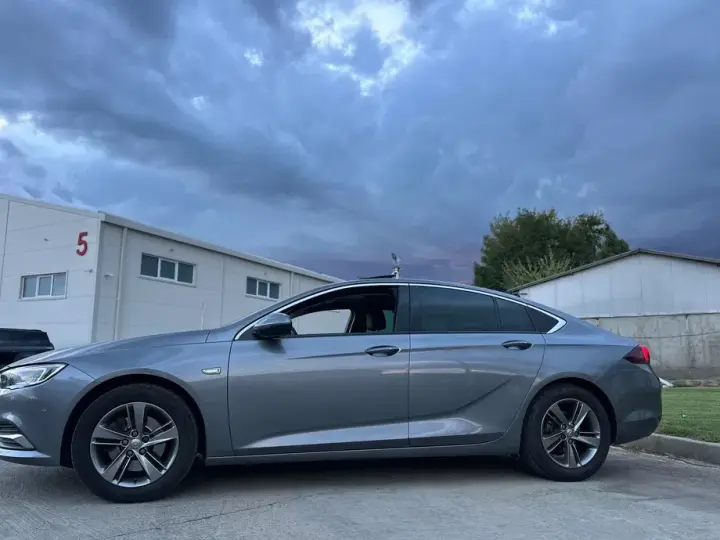 Opel Insignia B