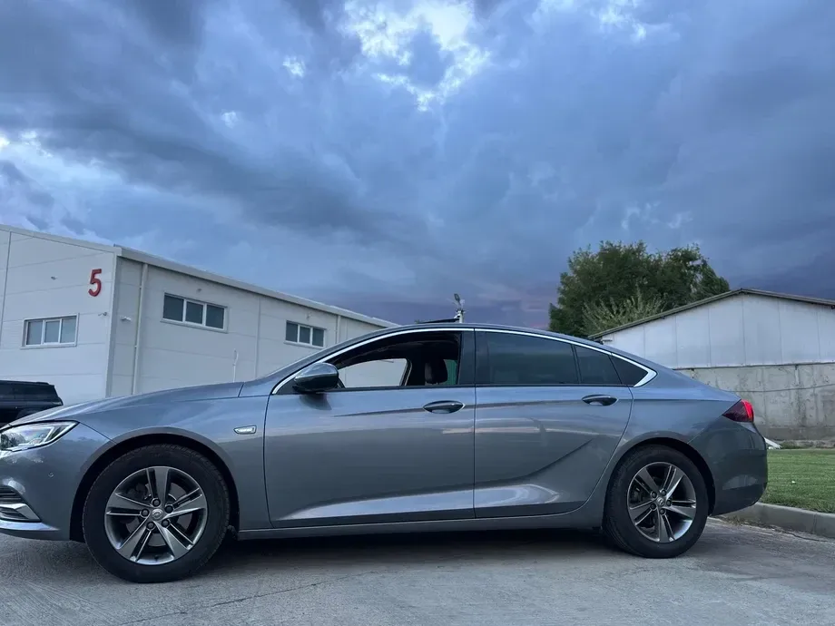 Opel Insignia B — imagine 2