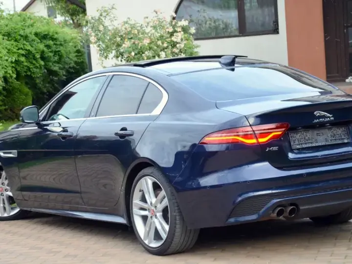 Jaguar XE D200 Aut. R-Dynamic HSE
