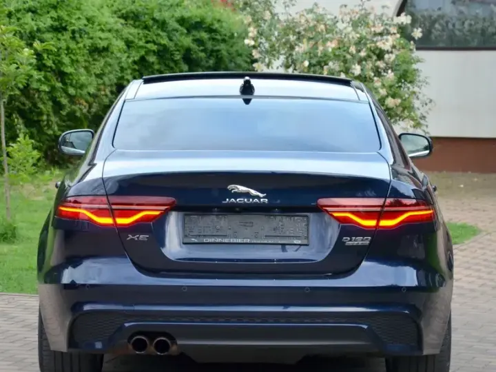 Jaguar XE D200 Aut. R-Dynamic HSE