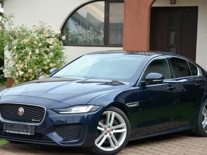 Jaguar XE D200 Aut. R-Dynamic HSE