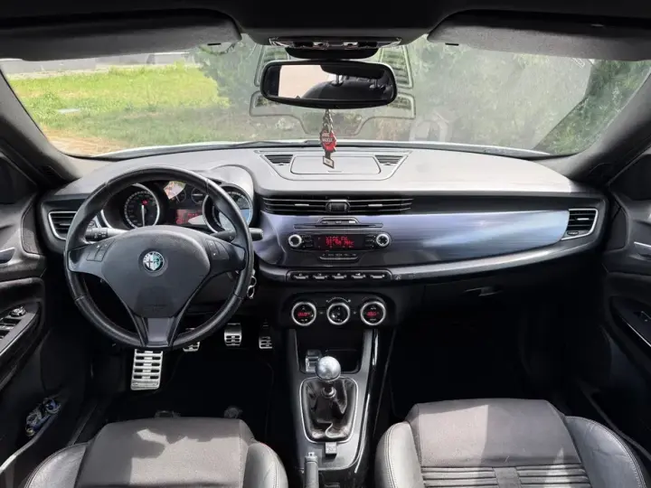Alfa Romeo Giulietta