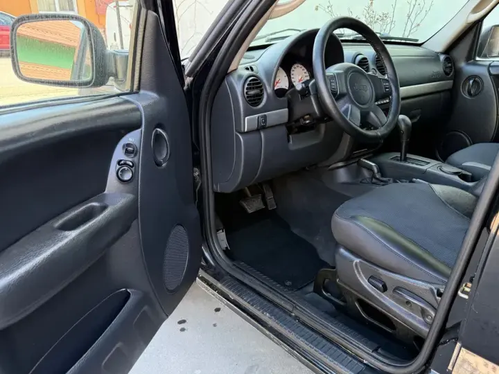 Jeep Cherokee 2.8 CRD Renegade