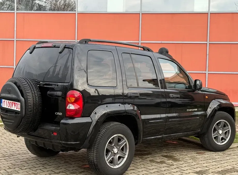 Jeep Cherokee 2.8 CRD Renegade — imagine 4
