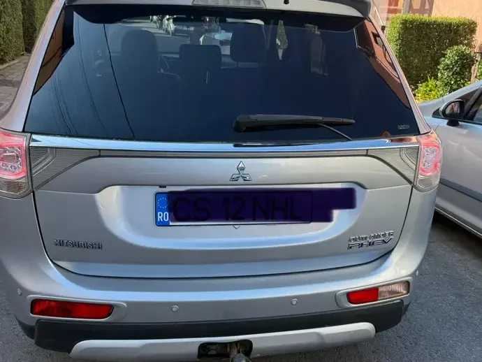 Mitsubishi Outlander III