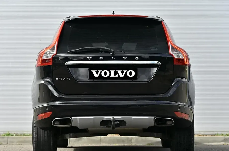 Volvo XC 60 D5 AWD Geartronic Ocean Race — imagine 4