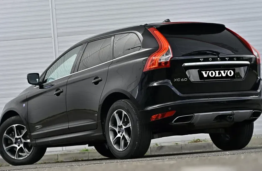 Volvo XC 60 D5 AWD Geartronic Ocean Race — imagine 5