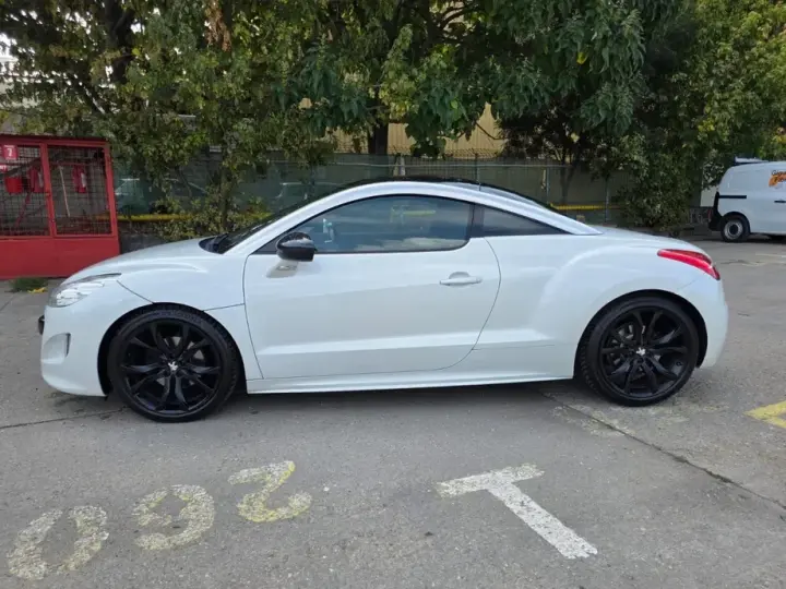 Peugeot RCZ 1.6 THP Sport