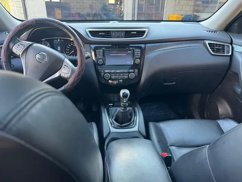 Nissan X-Trail III [2014 - Prezent[ 1.6L dCI Start/Stop 4x4-i Acenta — imagine 6
