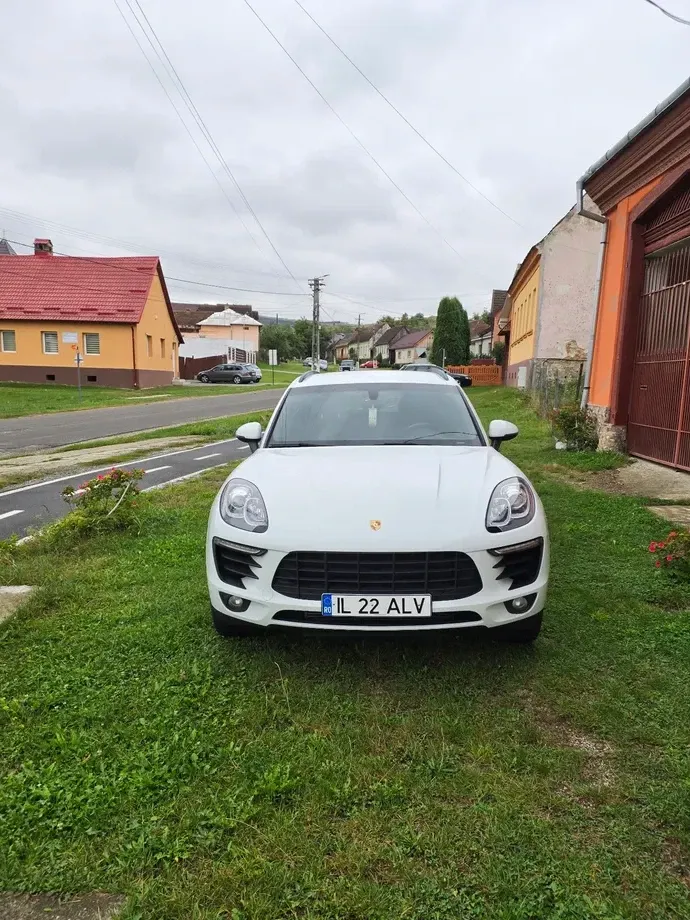 Porsche Macan 3.0 PDK S — imagine 3