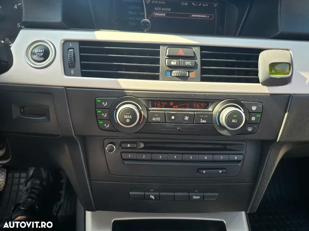 BMW Seria 3 E90/E91/E92/E93 [2005 - 2013] — imagine 5