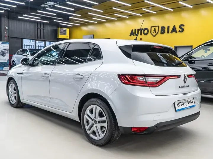Renault Mégane ENERGY dCi 110 EDC INTENS
