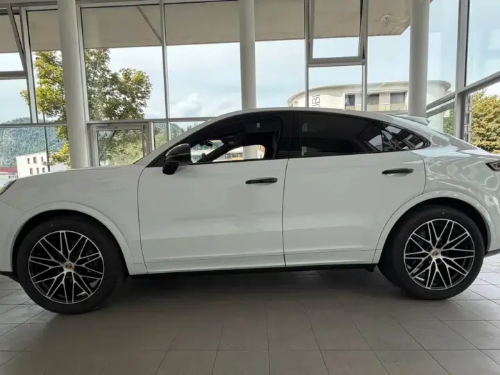 Porsche Cayenne Coupe Tiptronic S Black Edition