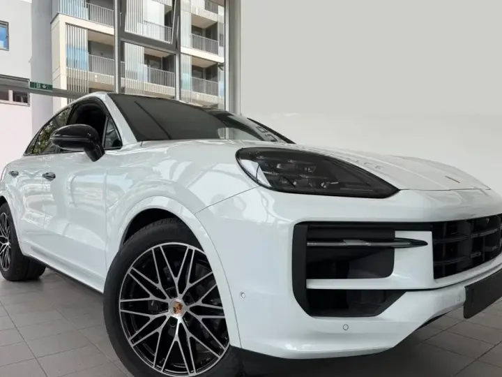 Porsche Cayenne Coupe Tiptronic S Black Edition