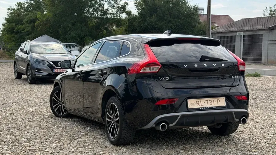 Volvo V40 — imagine 4