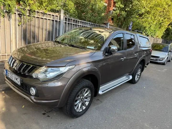 Mitsubishi L200 Double Cab M/T Intense