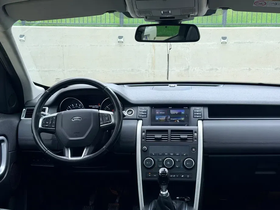 Land Rover Discovery IV — imagine 4