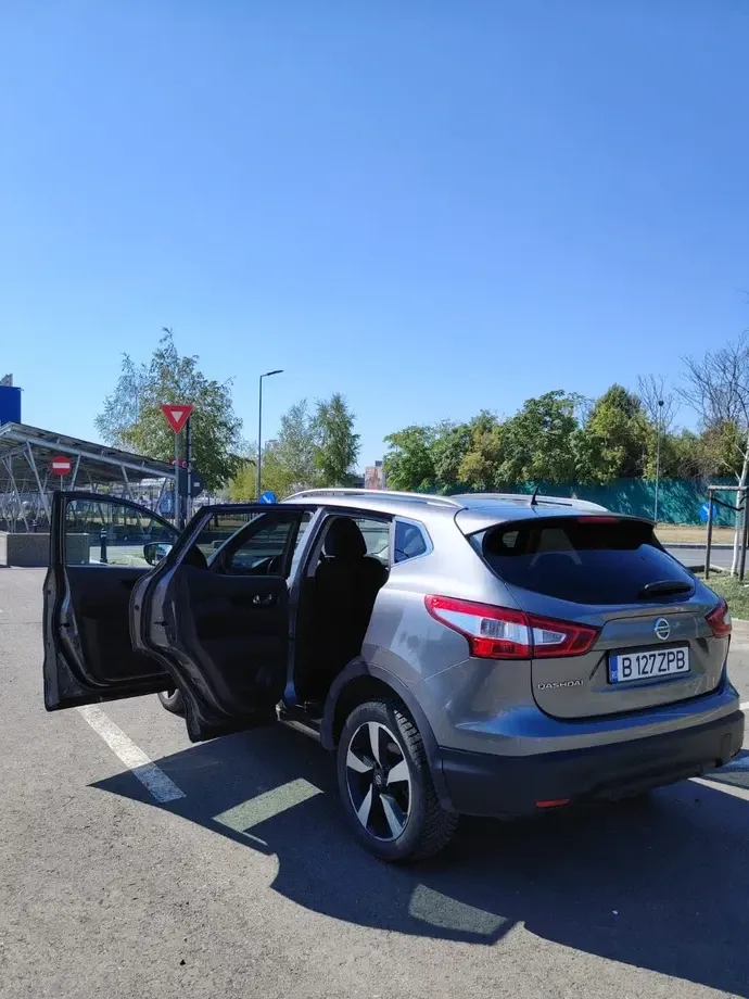 Nissan Qashqai II 1.6 DCI Start/Stop X-TRONIC N-Connecta — imagine 3